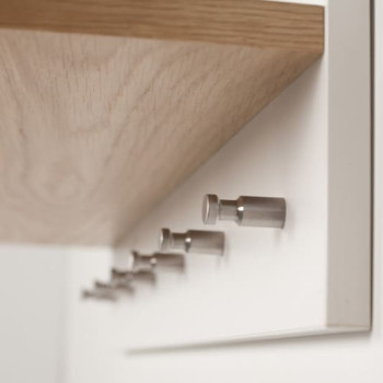 Oma tamme mööblialus